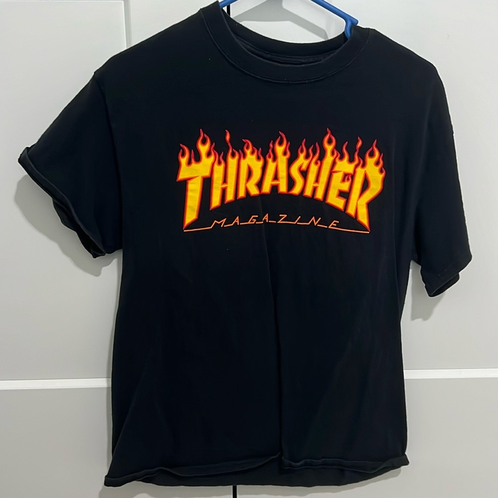 OG thrasher shirt, size medium worn maybe once in perfect condition